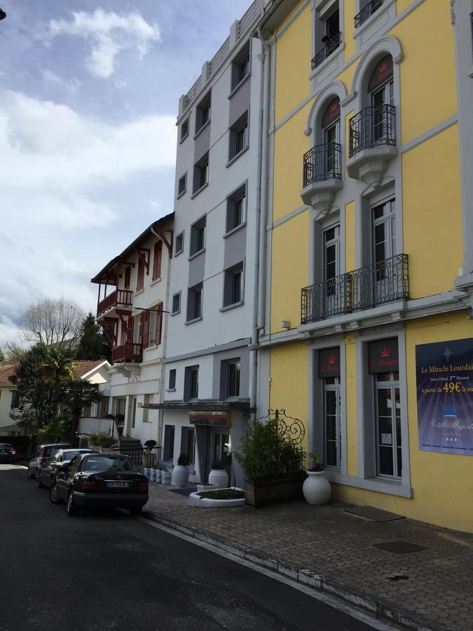 Hotel Le Petit Majestic Lourdes Exterior foto